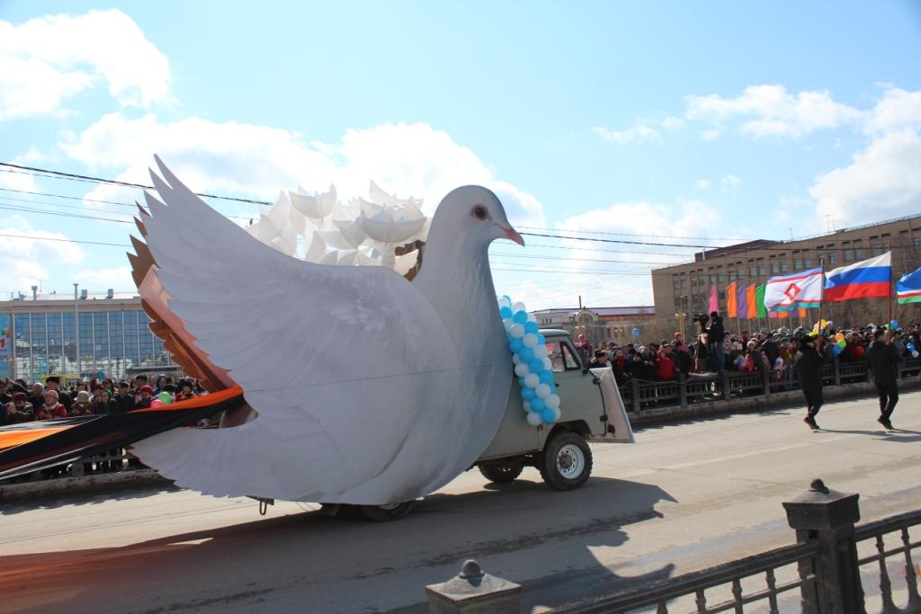 Первомайский парад прошел в Якутске, Фото с места события собственное