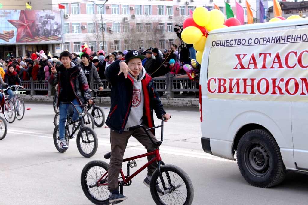 Первомайский парад прошел в Якутске, Фото с места события собственное