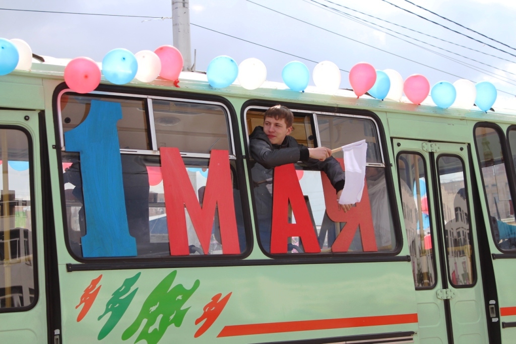 Первомайский парад прошел в Якутске, Фото с места события собственное