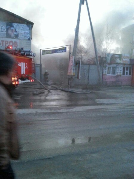 Частная сауна сгорела в Якутске, Фото с места события из других источников