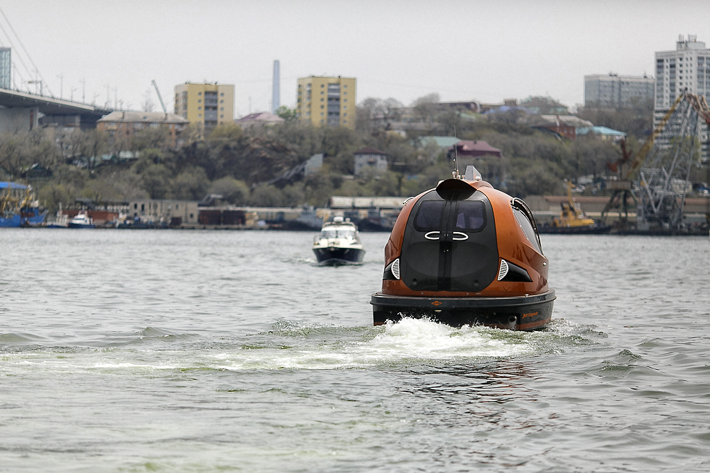 Jet Capsule, Фото с места события собственное