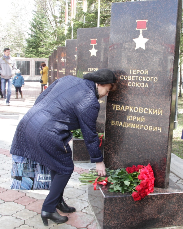 Аллею Героев торжественно открыли в Биробиджане, Фото с места события из других источников