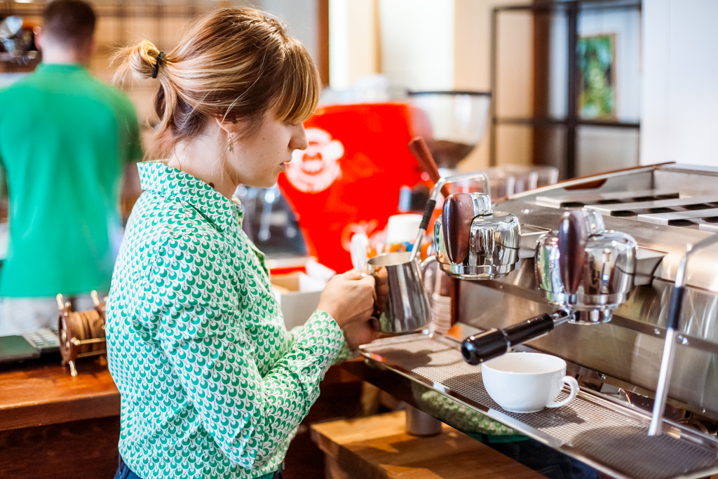 Процесс работы на Slayer отличается от привычной работы бариста, Фото с места события собственное