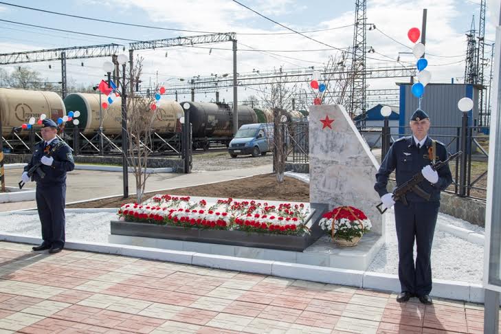 В честь фронтовиков вагонного депо Иркутск-Сортировочный открыли мемориал  Пресс-служба ВСЖД