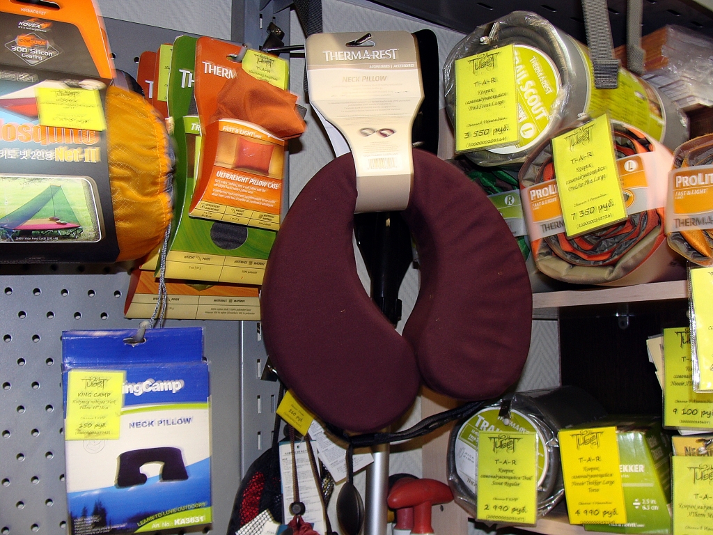 "Тибет", магазин для путешественников, подушка, Фото с места события собственное