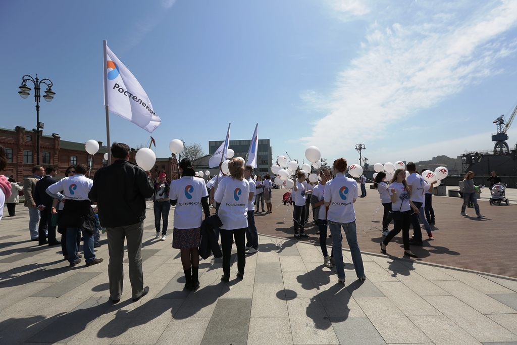 Флешмоб во Владивостоке, Фото с места события собственное