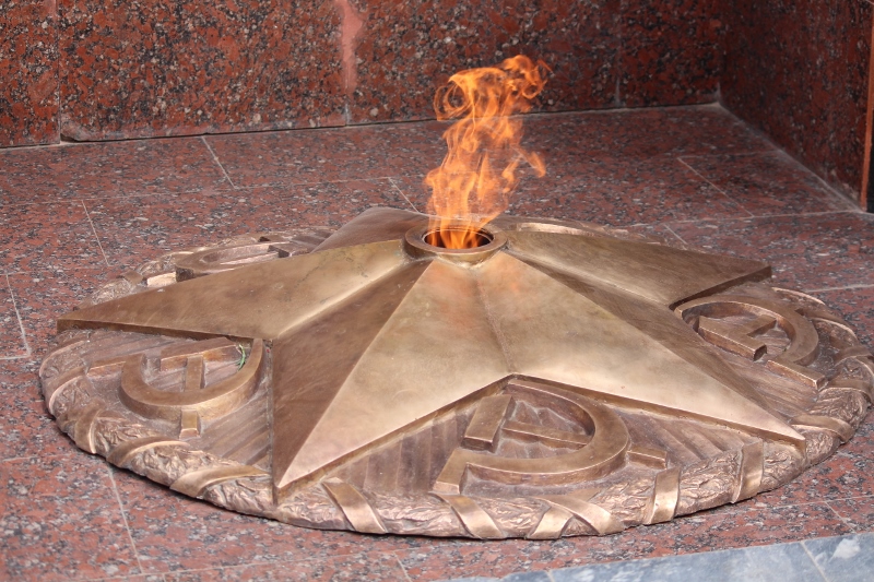 Отныне символ памяти павших воинов будет гореть в столице республике всегда Нюргуяна Иванова, Yakutiamedia
