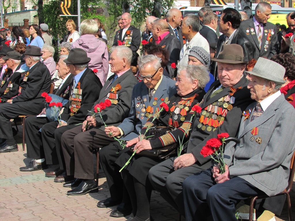 Ветераны, Фото с места события собственное