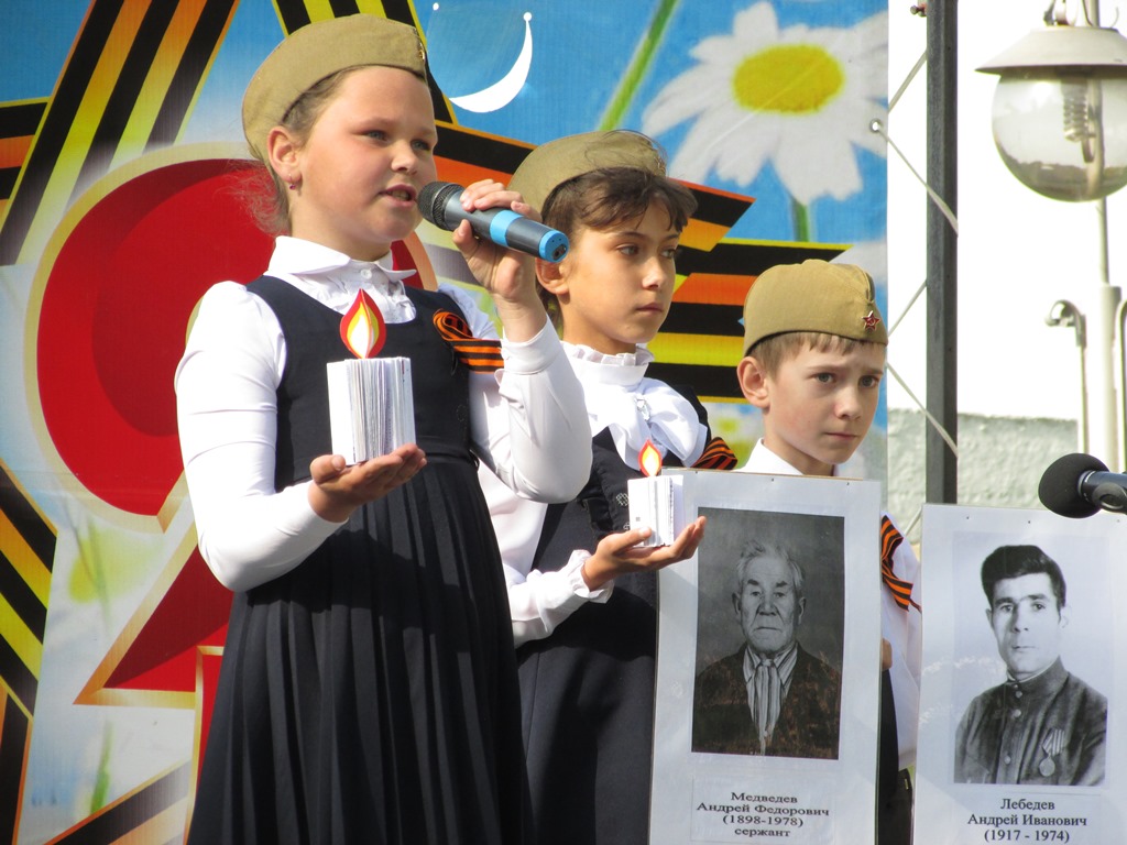 Агитбригада села Борисовка, Фото с места события собственное