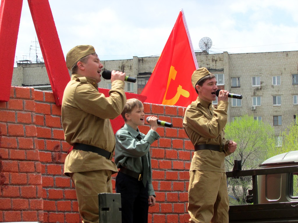 Песня "День Победы", Фото с места события собственное