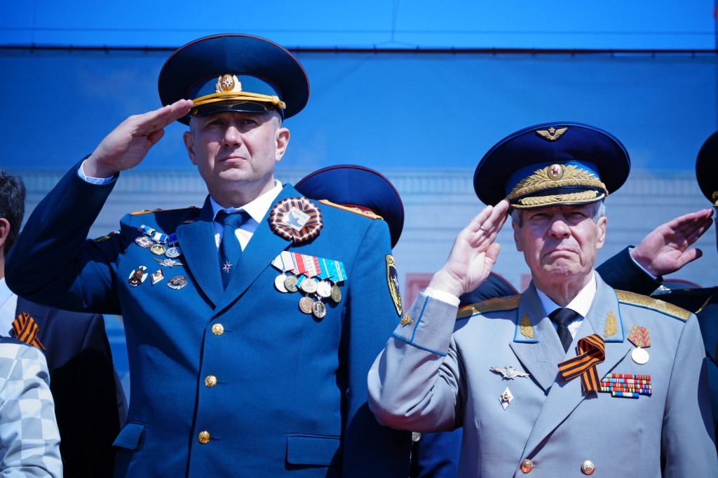 Парад Победы, Фото с места события собственное