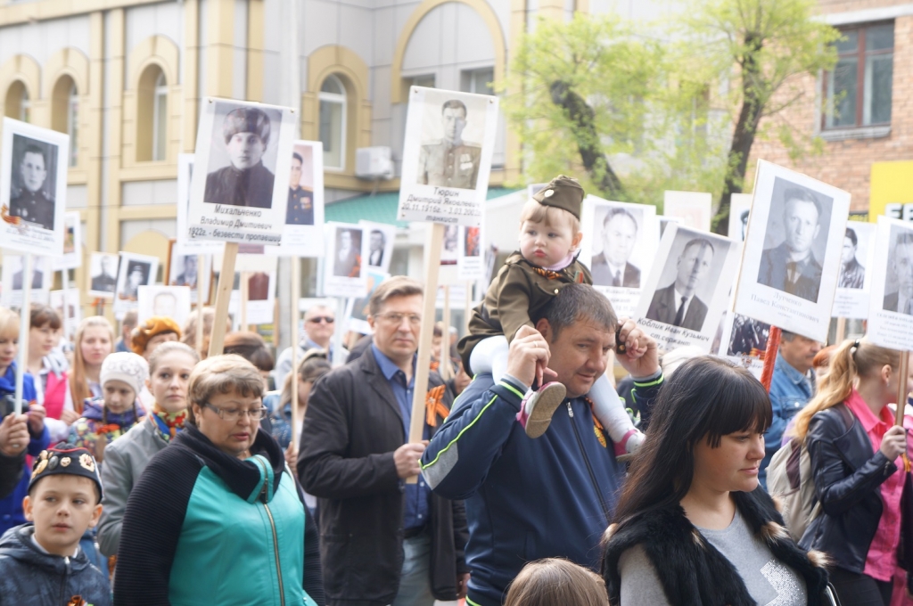 В акции участвовали и взрослые, и дети, Фото с места события собственное