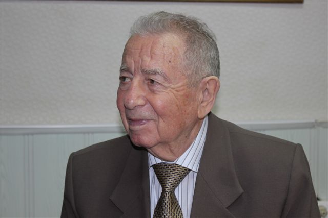 Легенда биробиджанской промышленности Яков Шнайдерман отметил 85-летие на рабочем месте, Фото с места события собственное