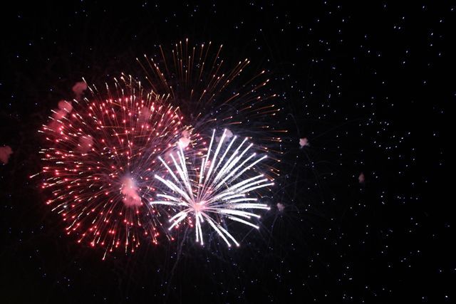 Праздничный салют, Фото с места события собственное