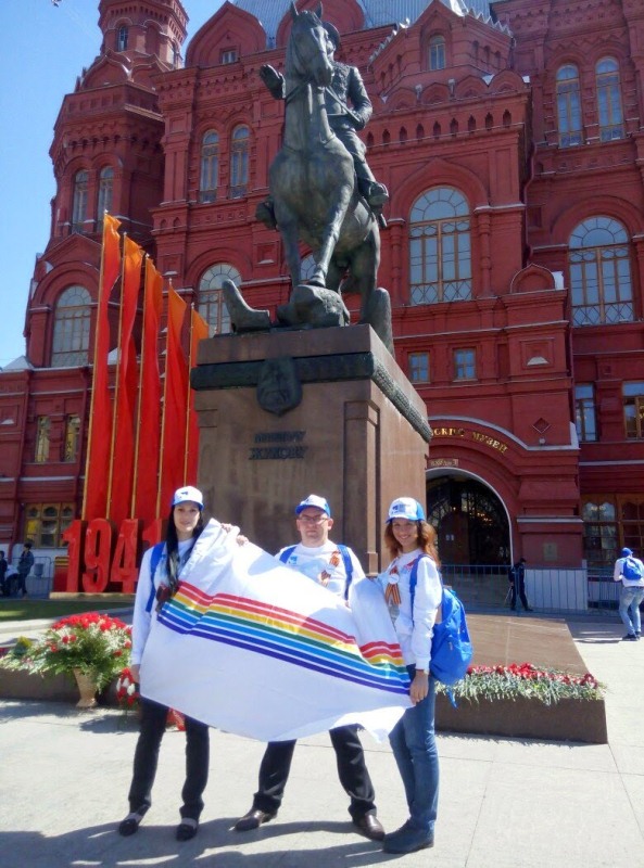 Волонтеры ЕАО приняли участие в праздновании Дня Победы в Москве, Фото с места события из других источников