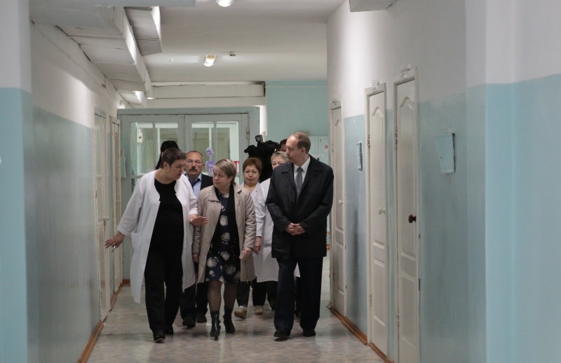 Врио губернатора ЕАО ознакомился с проблемами и планами социальных учреждений Биробиджана