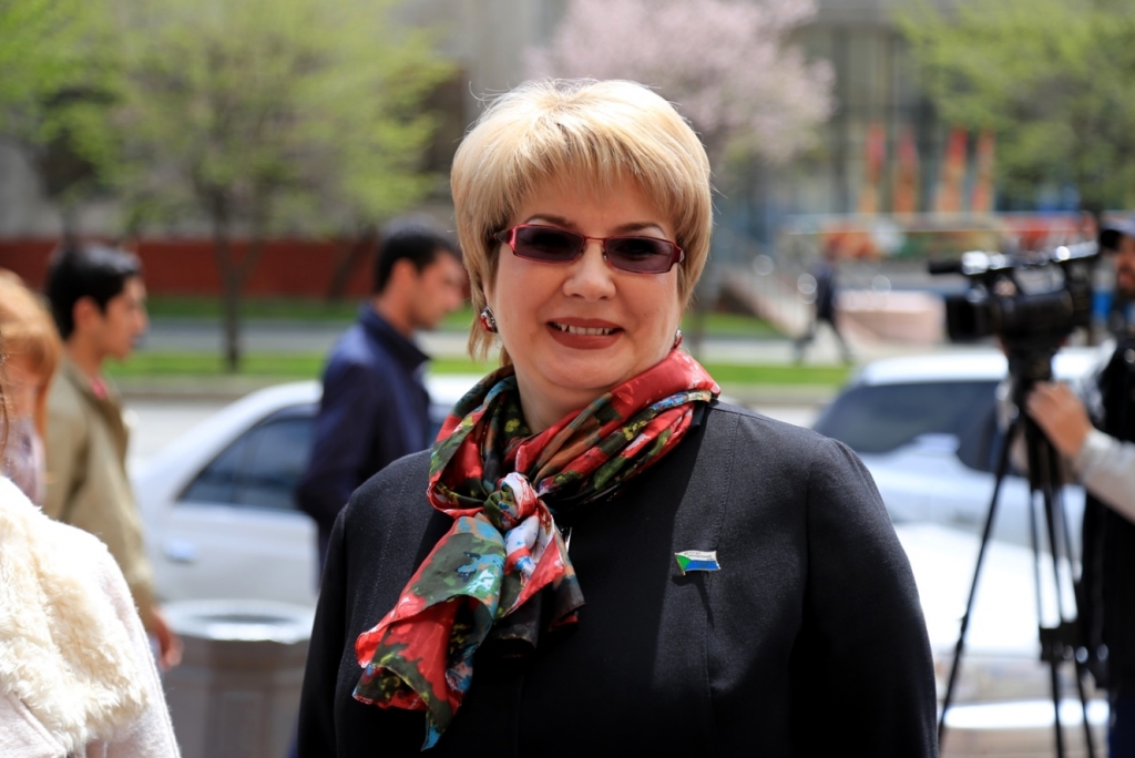 "Позор!" кричали у стен Закдумы Хабаровского края во время отмены прямых выборов