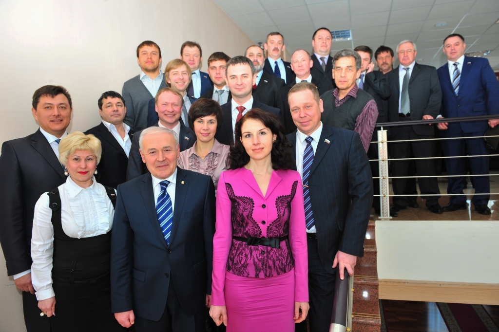 Сергей Давыденко с губернатором и коллегами