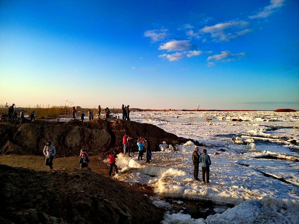 Уровень воды на Лене в Жиганском районе Якутии достиг 1343 см, при критических 1430 см Нюргуяна Иванова, Yakutiamedia