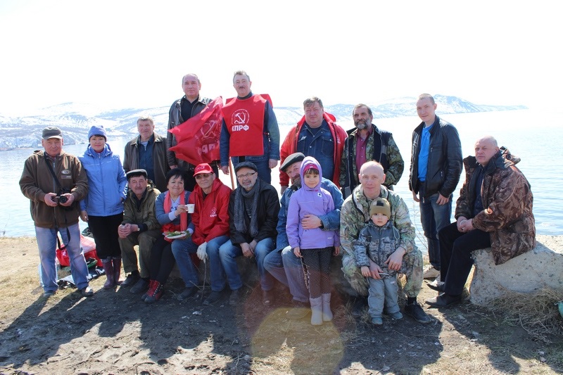 Субботник провели магаданские коммунисты