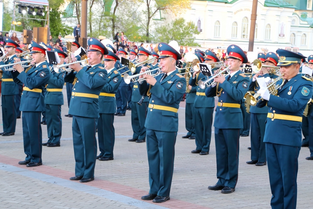 Музыканты "Амурских волн" впервые в этом году выступили в Хабаровске в полном составе