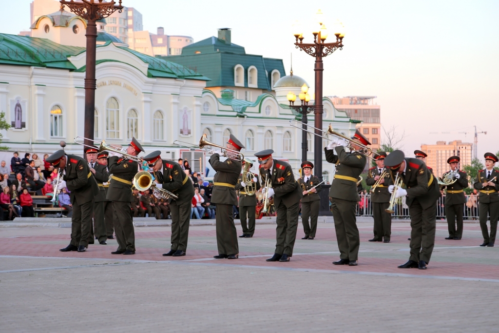 Музыканты "Амурских волн" впервые в этом году выступили в Хабаровске в полном составе