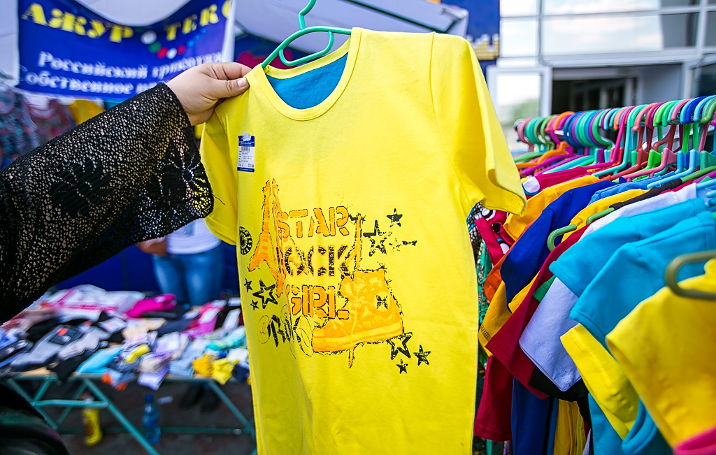 Картины из бисера, колбасы, украшения представили на Международной ярмарке в Улан-Удэ