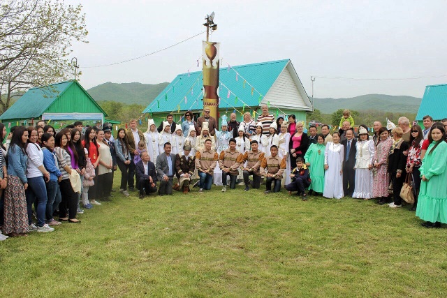 Якутский национальный праздник Ысыах отметили на берегу Японского моря