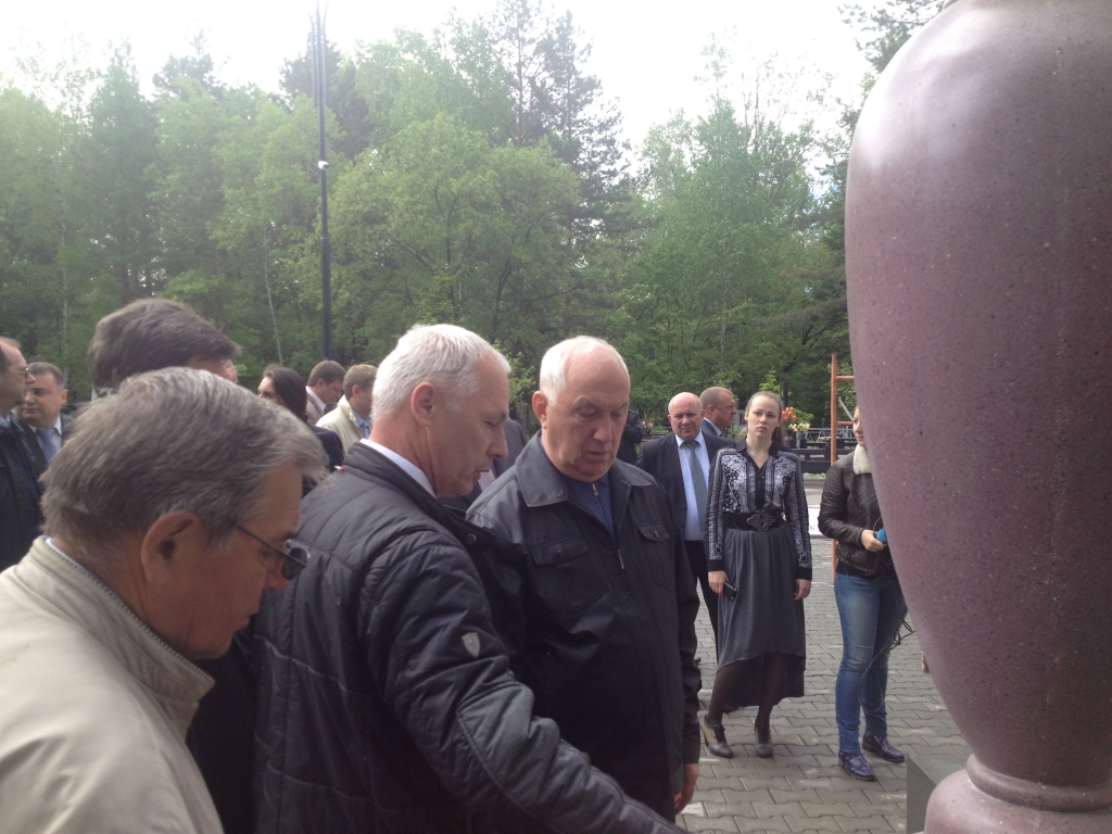 Колумбарий, визит мэра