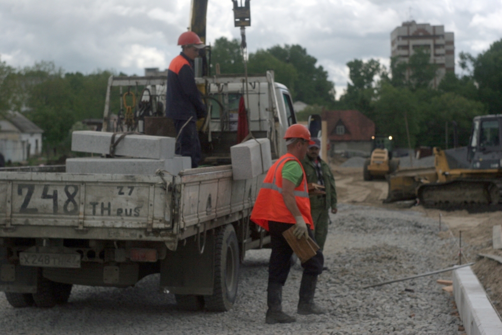 Строительство ул. Дикопольцева