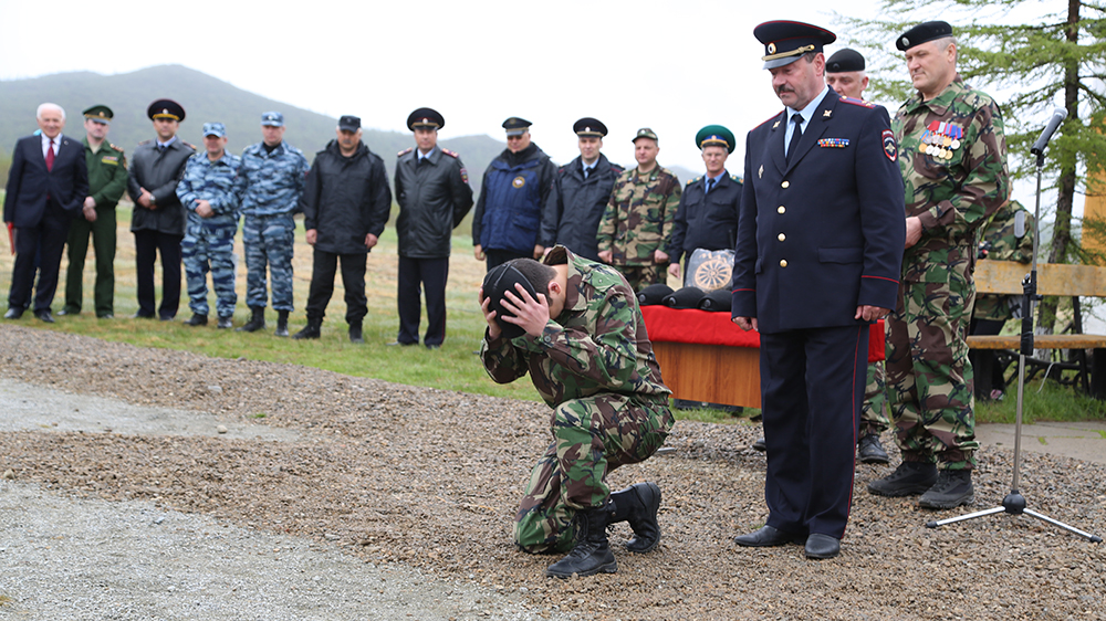 Вручение беретов