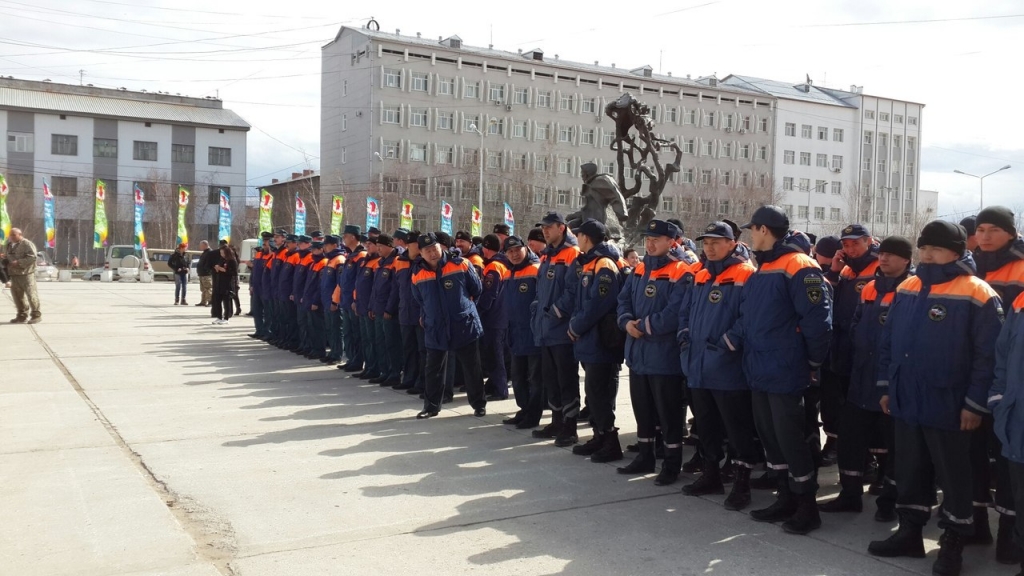 Почти 500 пожарных охраняют покой якутян в праздничные дни  Алена Подковырова, YakutiaMedia