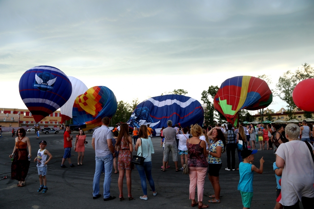 Фестиваль воздушных шаров порадовал одних хабаровчан и вызвал недовольства у других
