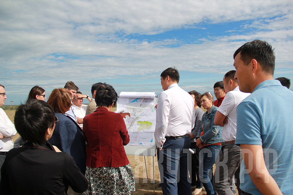 Мэр Якутска осмотрел территорию индустриального парка "Кангалассы"