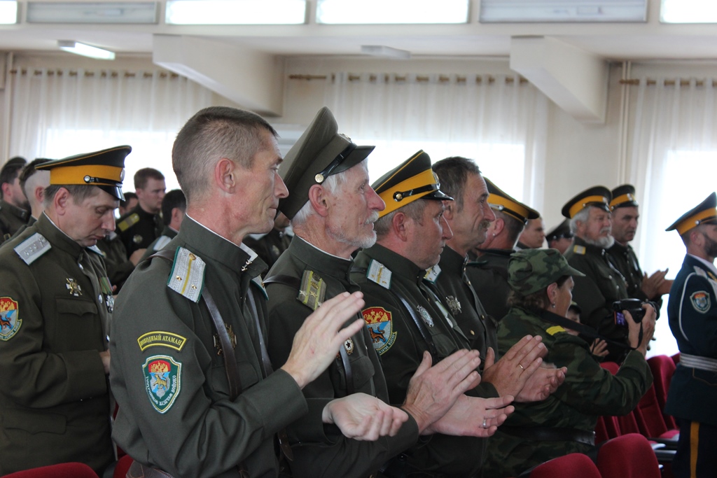 Казаки провожают атамана Игоря Доценко