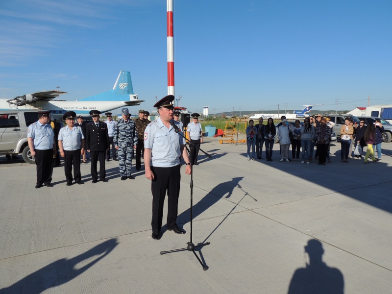 Самолет Ил-76 вылетел в Северо-Кавказский регион с сотрудниками якутской полиции на борту 