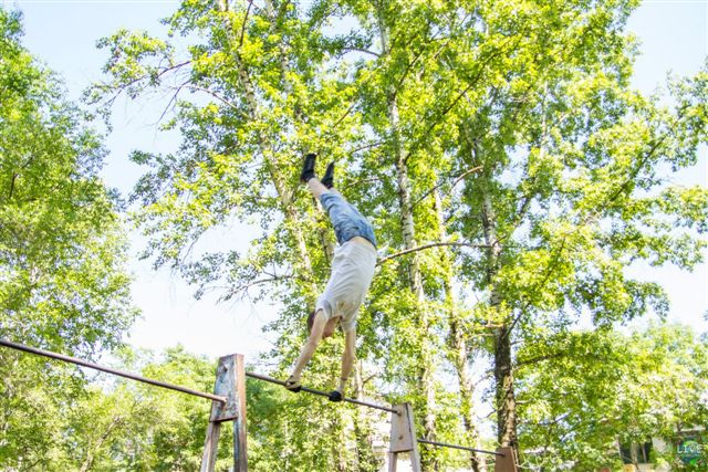 Евгений Момот