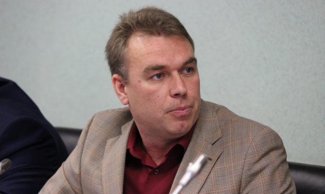 Дмитрий Новиков