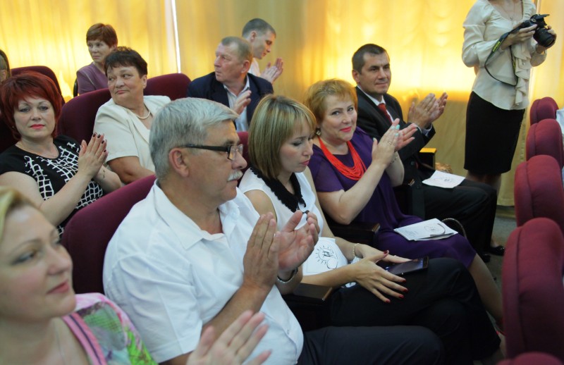 Медали "За любовь и верность" вручили супружеским парам Биробиджанского района ЕАО