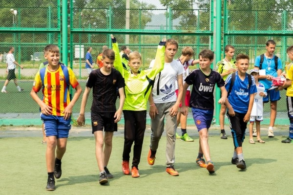 Неформальная футбольная лига Биробиджана определила победителей во всех возрастных группах – EAOMedia.ru