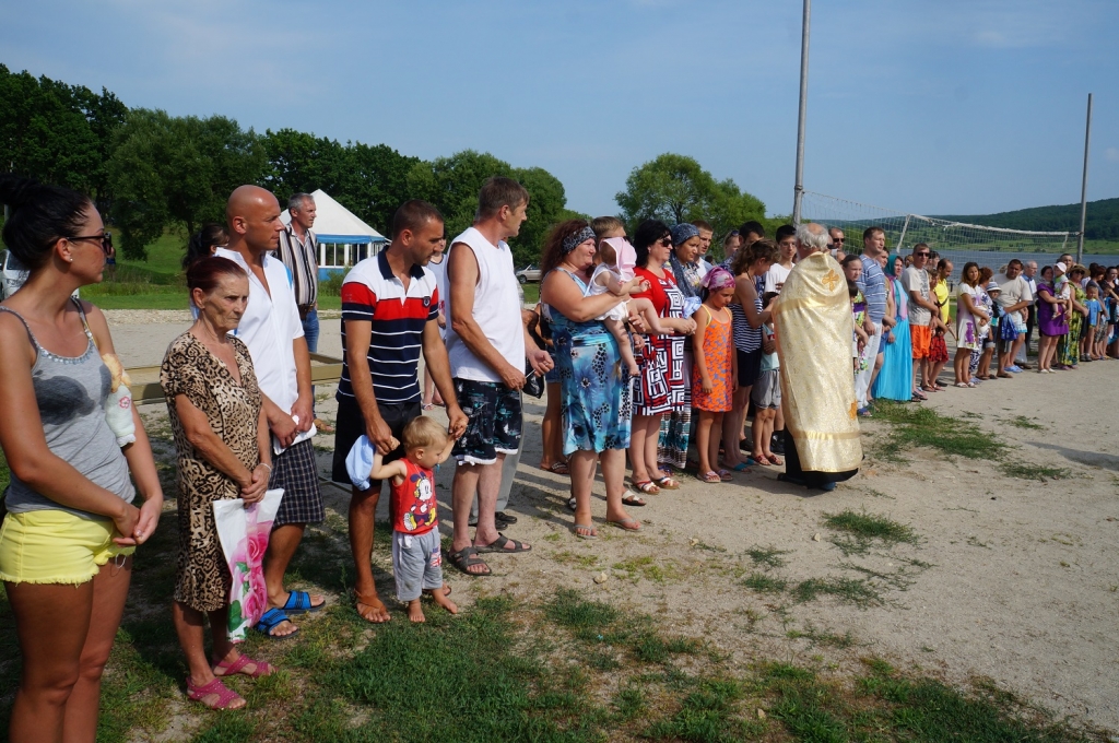 Массовое крещение на Кугуковском водохранилище Алина Матвеева