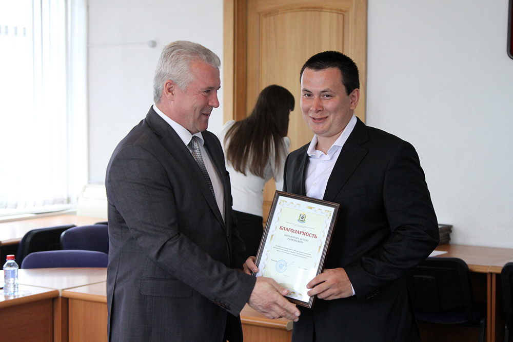 Лучших работников спортивной отрасли наградили в Хабаровске