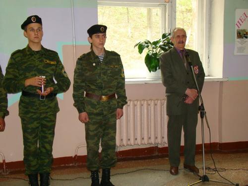 председатель городского Совета ветеранов войны Яков Кан