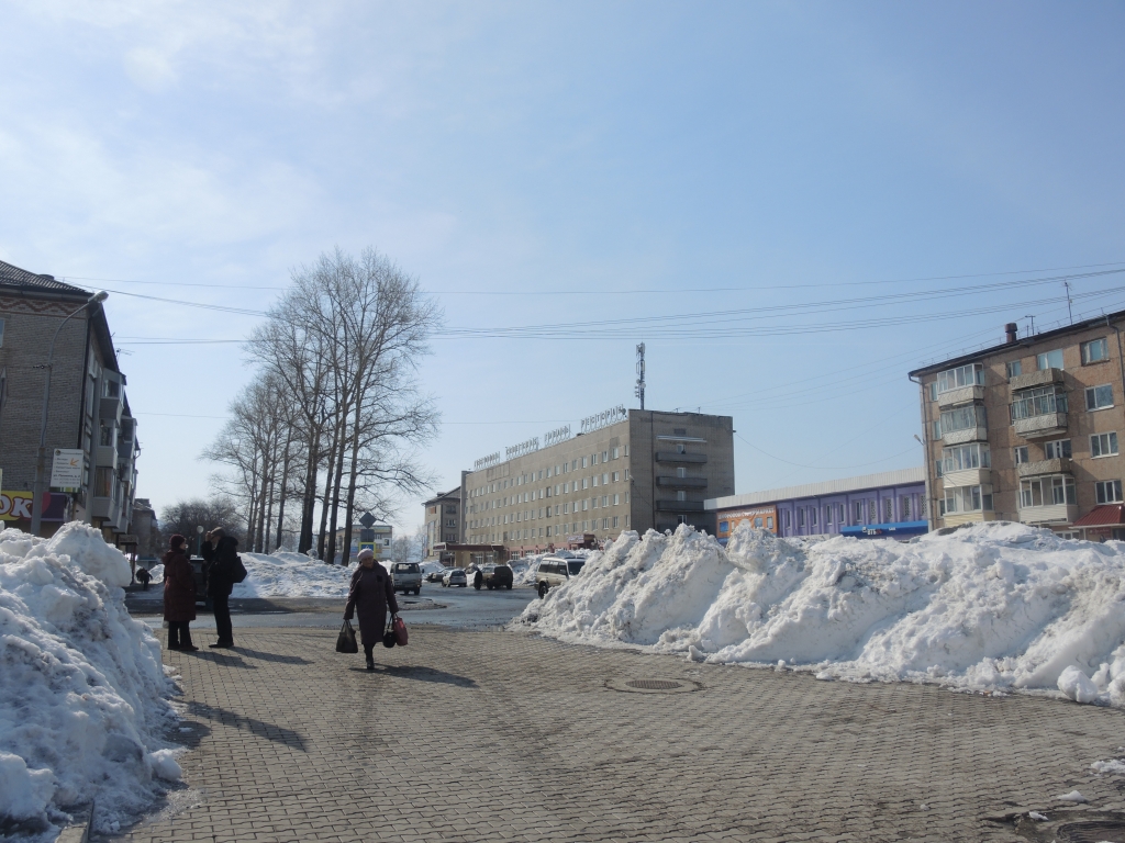 Таких сугробов не было лет пятьдесят