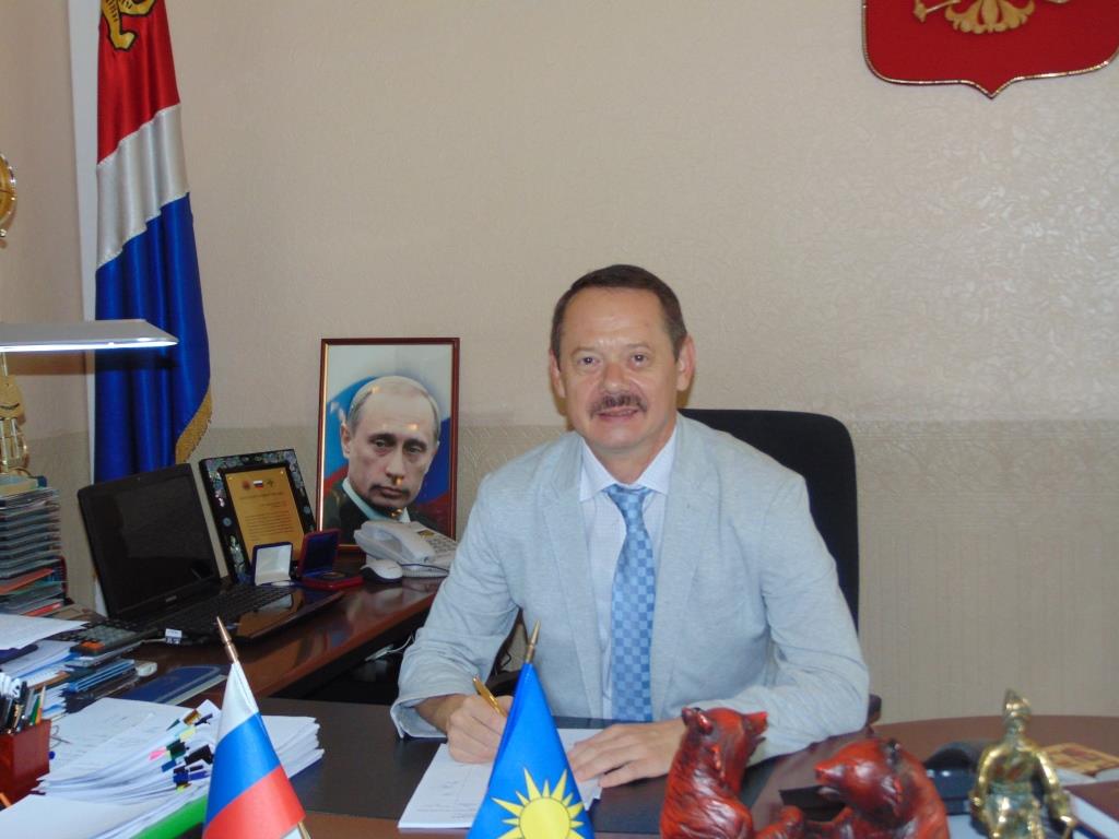 Глава Артемовского ГО Владимир Новиков Куликов Александр, РИА PrimaMedia