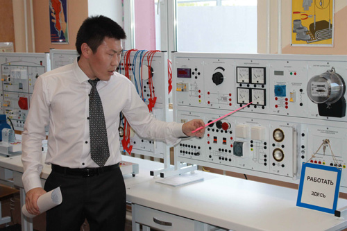 Выпускники Светлинского индустриального техникума зарабатывают более 50 тысяч рублей