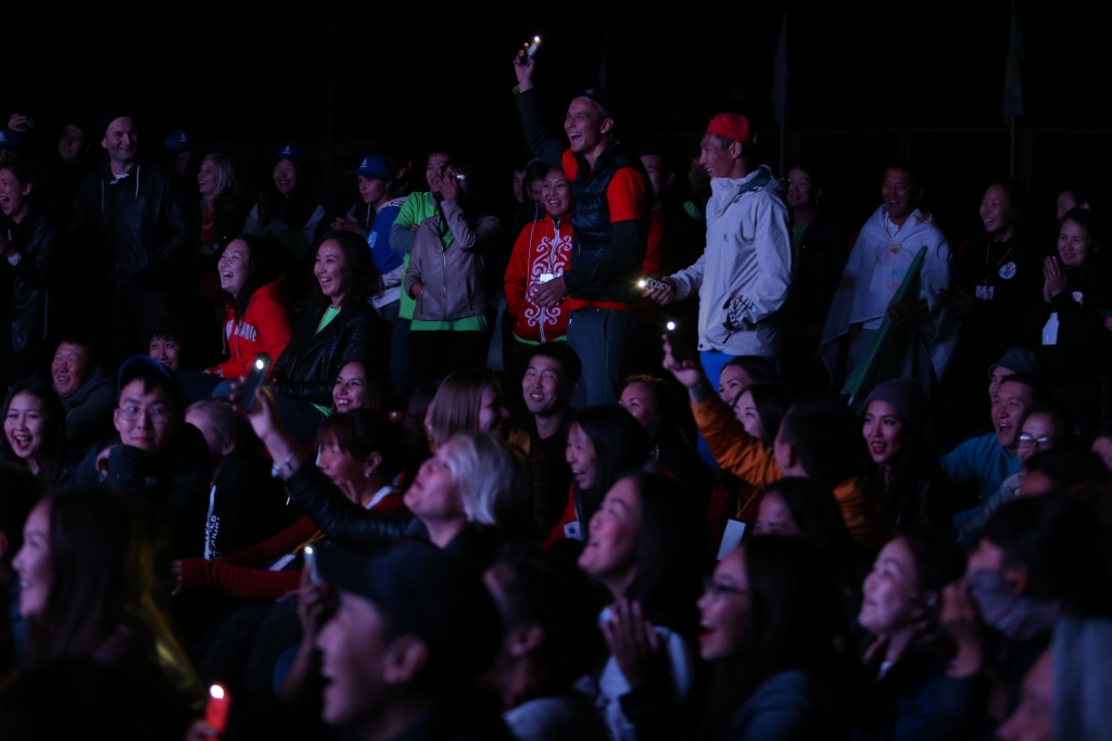 Участники молодежного образовательного форума "СахаСелигер-2015"