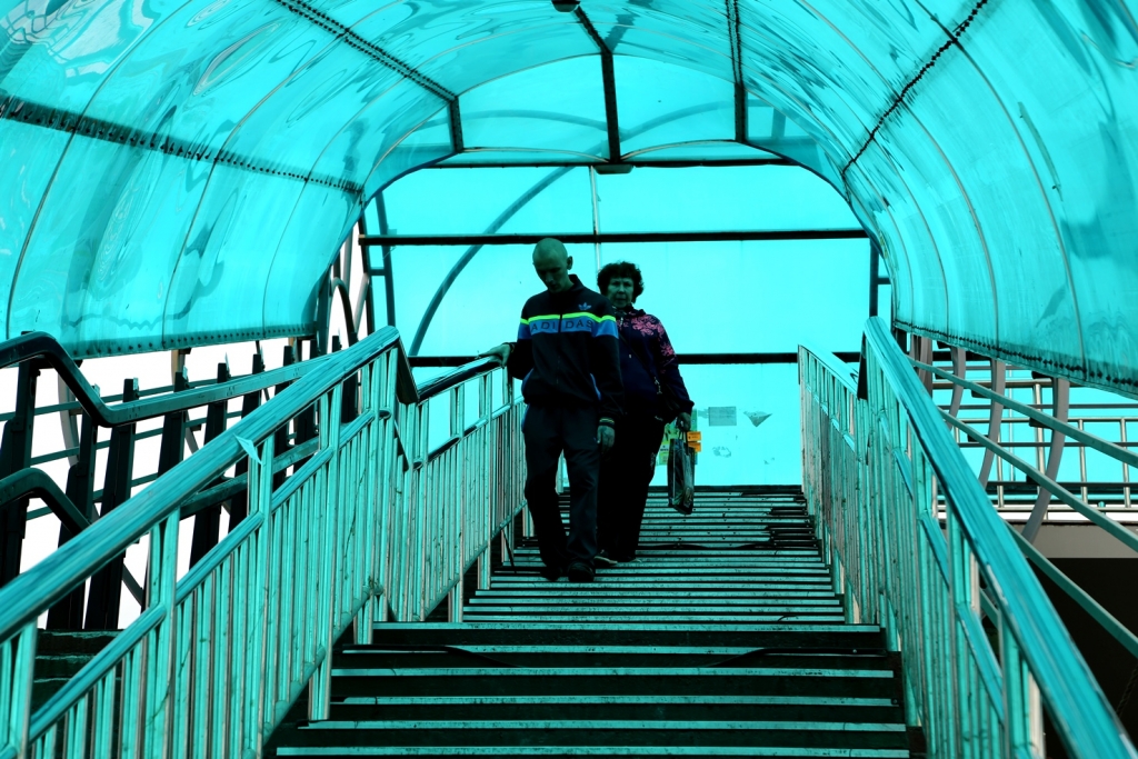 Подъемники для инвалидов на "Юбилейной" в Хабаровске превратили в бесполезный хлам