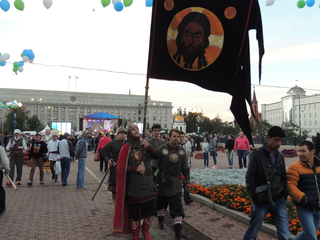Фестиваль национальных культур прошел на сквере Кирова