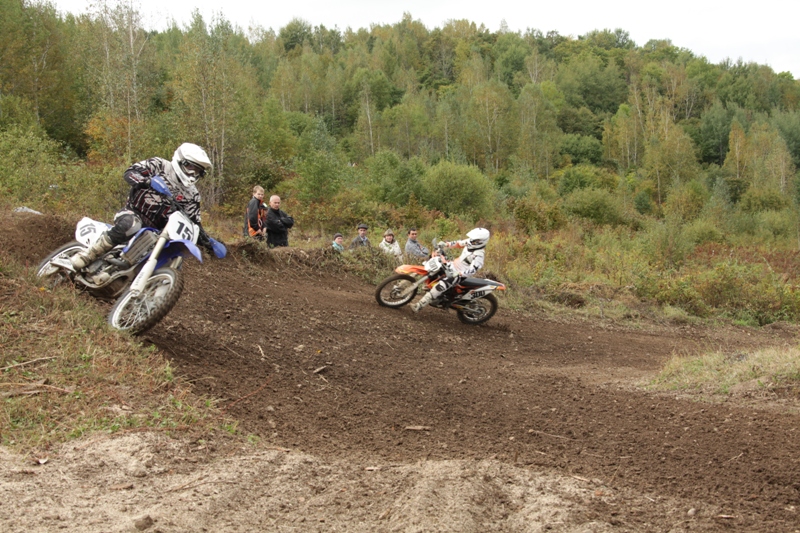Соревнования по мотокроссу
